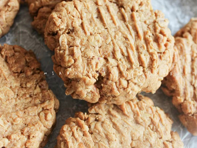 Galletas De Avena Y Mantequilla De Maní